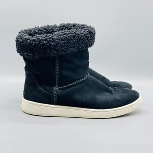 UGG Boots Womens 8.5 Black Suede Sherpa Cuff Ankle Warm Winter Sneaker Bootie